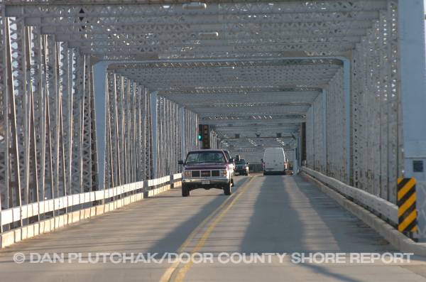 The historic Michigan Street bridge in Sturgeon Bay. Commercial stock photography by Dan Plutchak/Door County Shore Report.