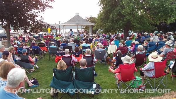 Music in the Park, Sister Bay. Commercial, stock and fine-art photography by Dan Plutchak/Door County Shore Report.
